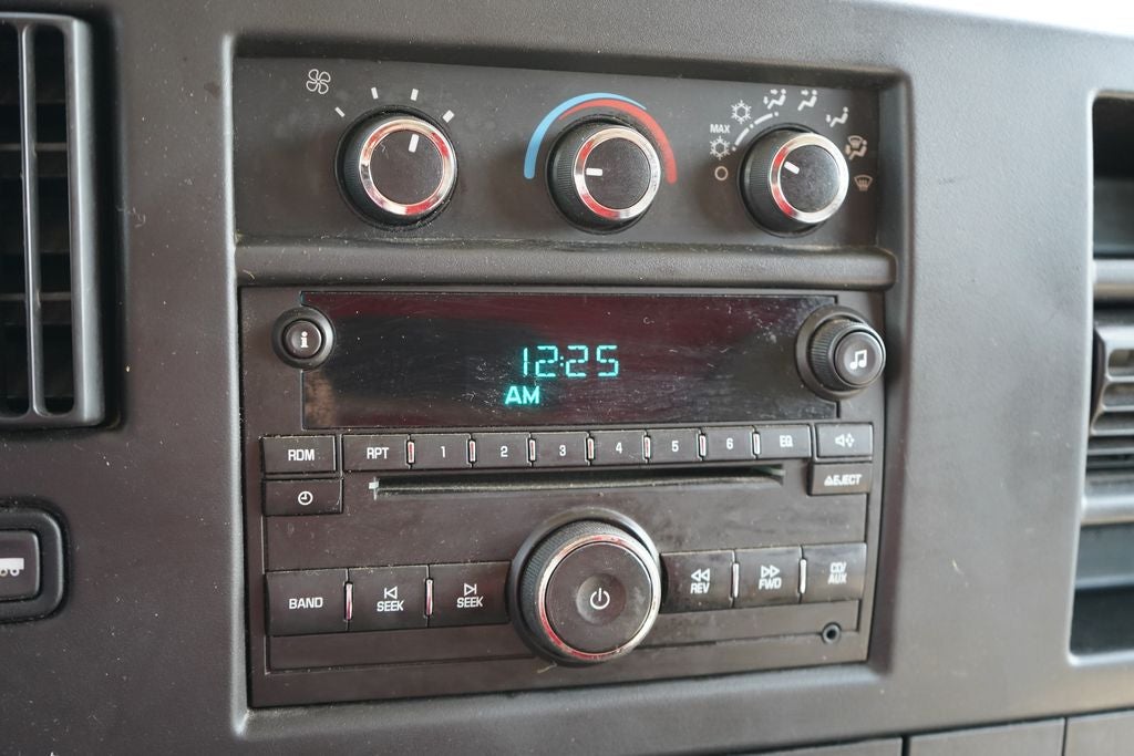 2014 GMC Savana 3500 3500 Van 139"