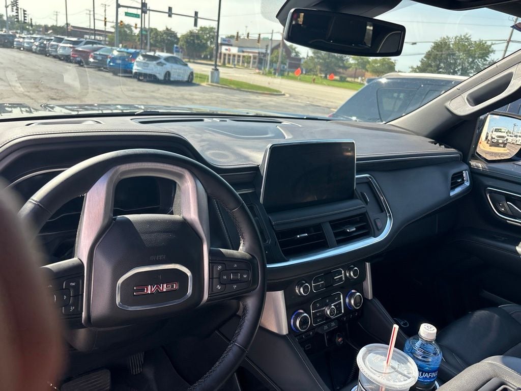 2024 GMC Yukon SLT