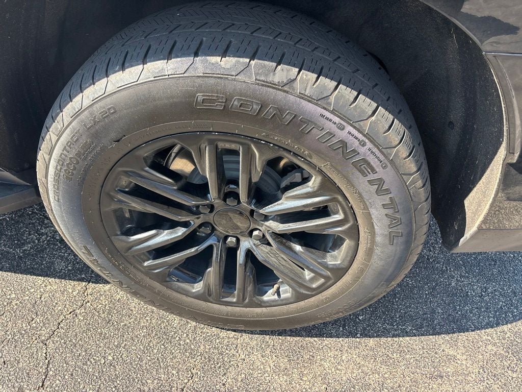 2024 GMC Yukon SLT