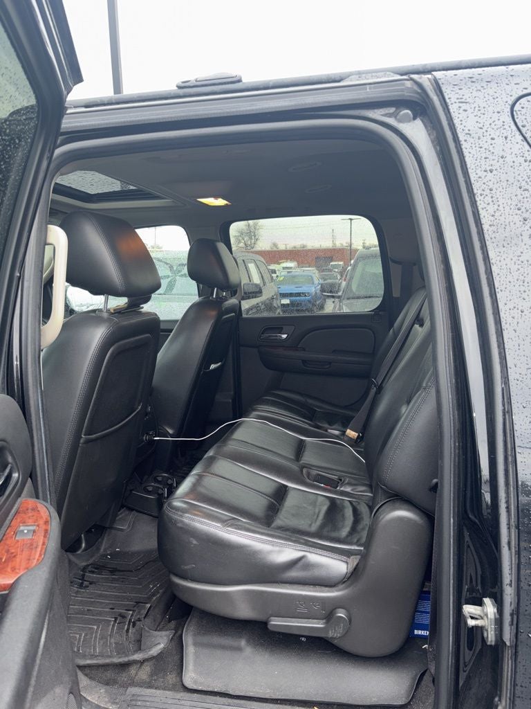 2014 Chevrolet Suburban LT