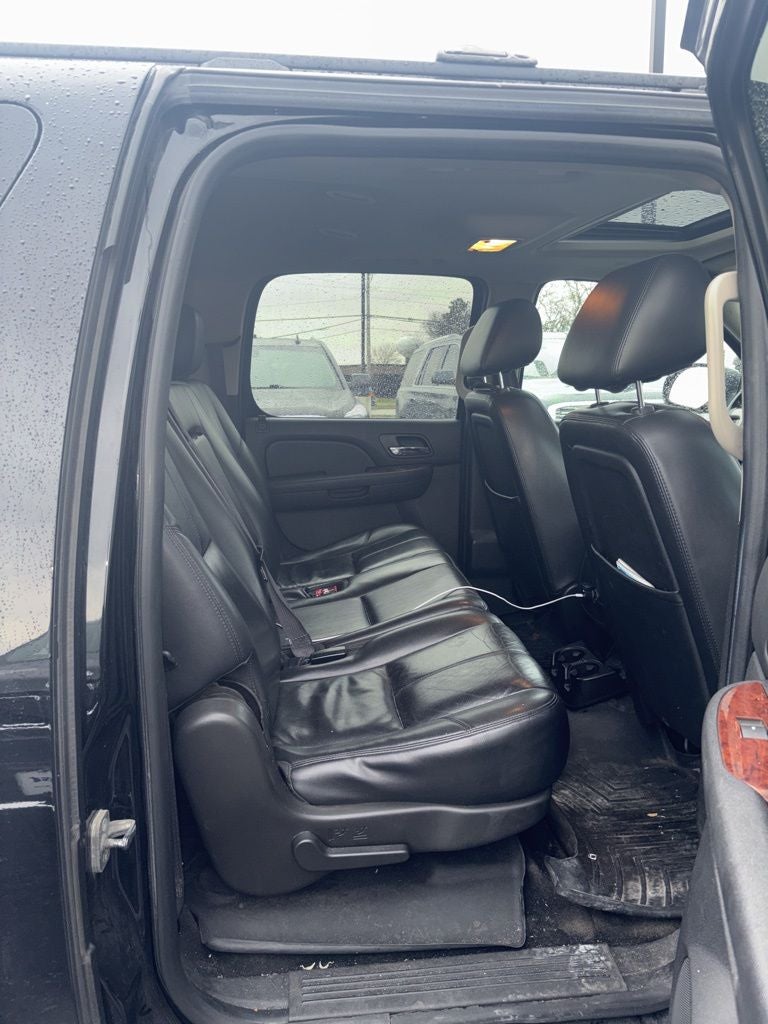 2014 Chevrolet Suburban LT