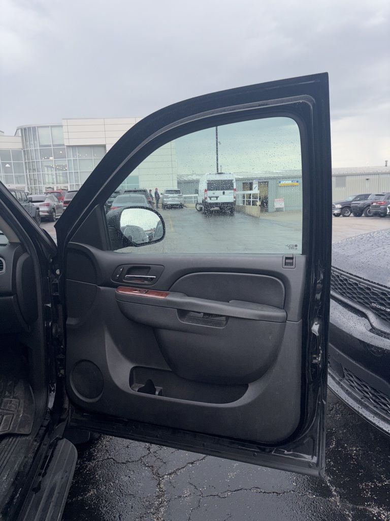 2014 Chevrolet Suburban LT