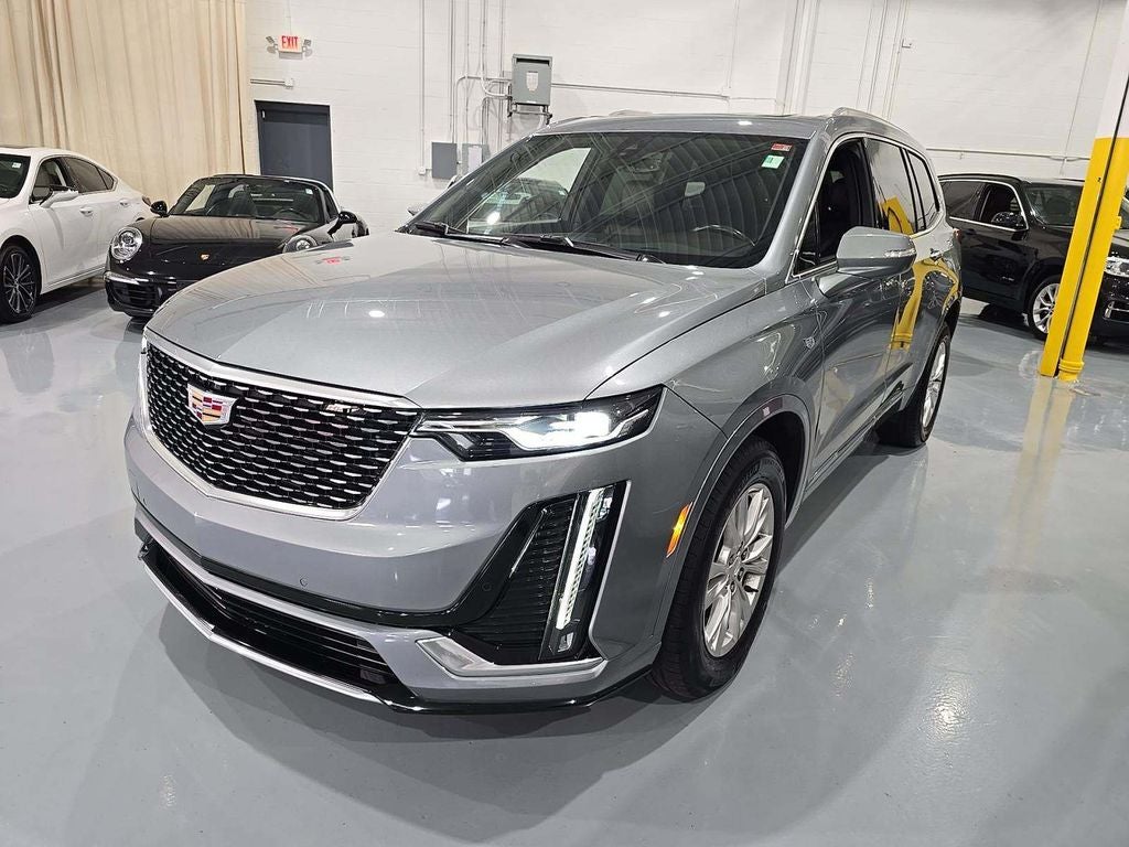 2023 Cadillac XT6 AWD Luxury