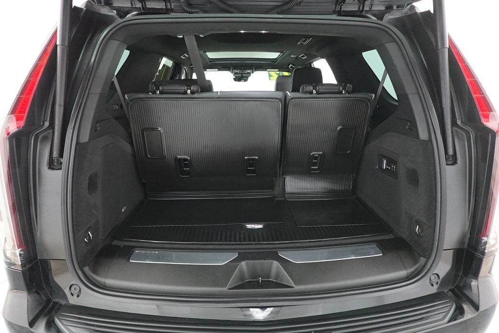 2022 Cadillac Escalade Sport