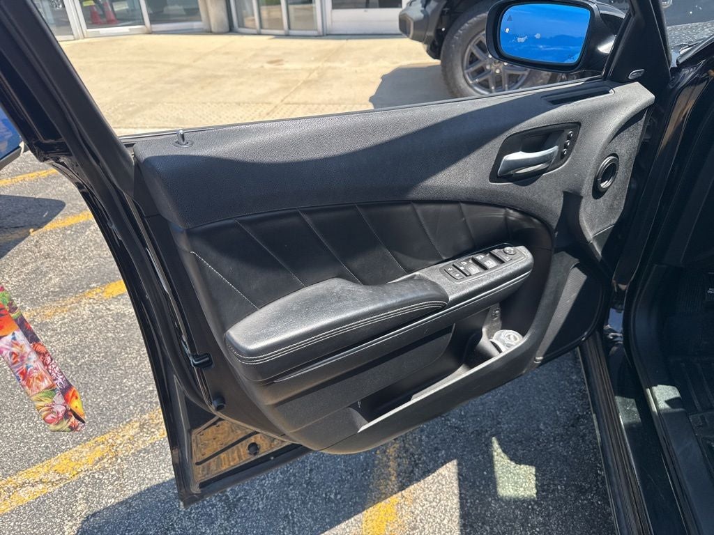 2016 Dodge Charger SXT