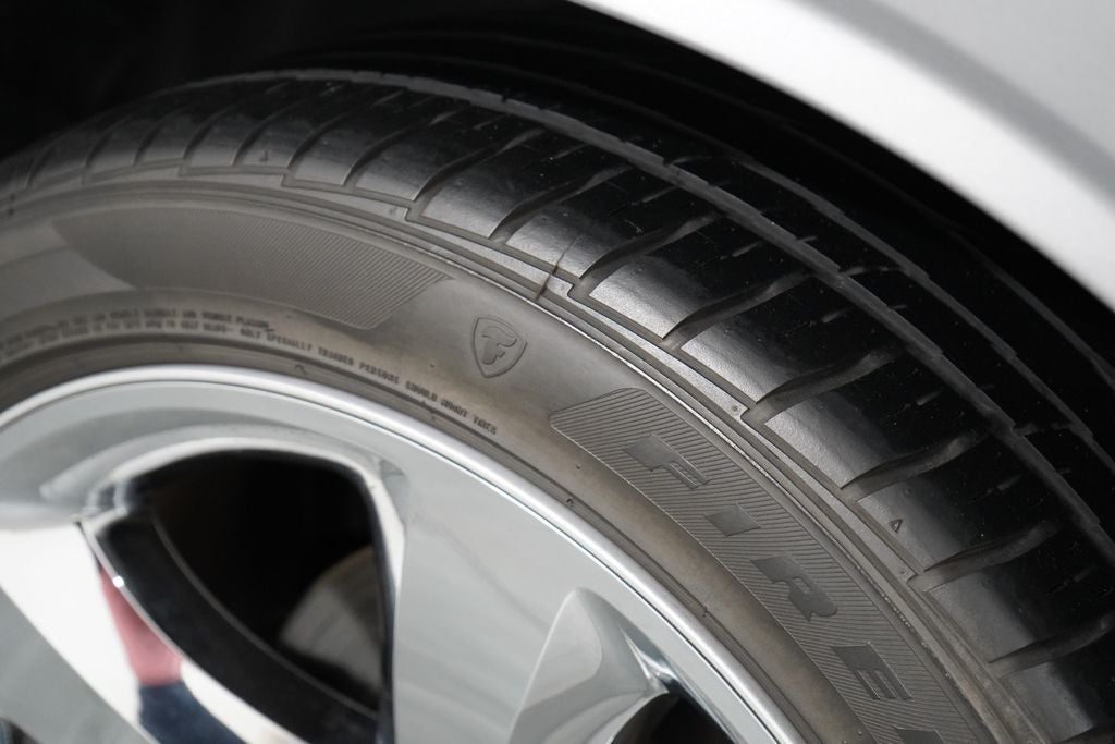 2013 Dodge Challenger R/T Plus