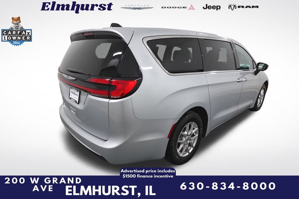 2024 Chrysler Pacifica Touring L