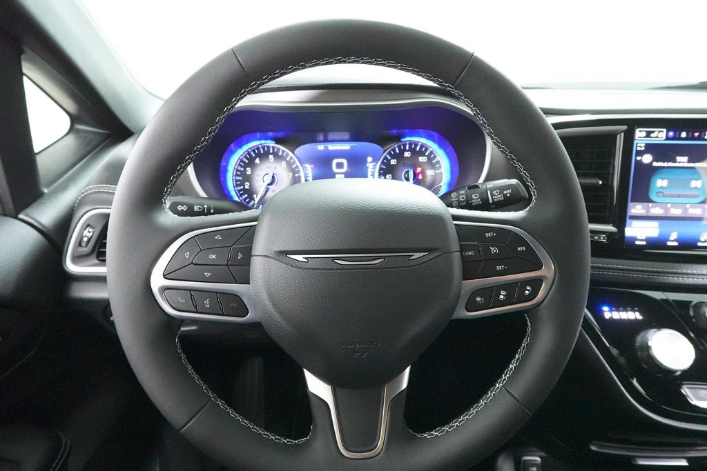 2027 Chrysler Pacifica PACIFICA SELECT