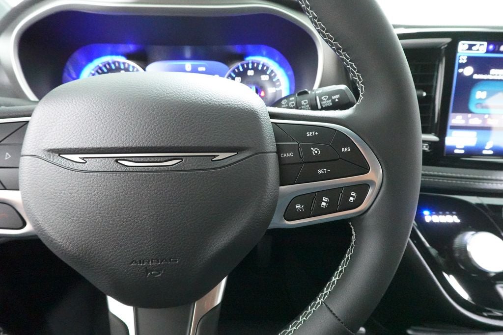 2027 Chrysler Pacifica PACIFICA SELECT