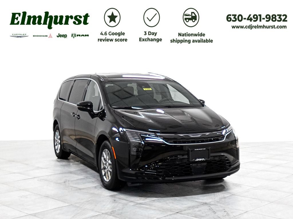 2027 Chrysler Pacifica Select's photo