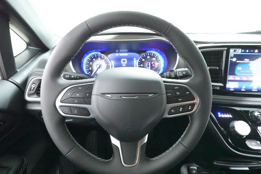 2027 Chrysler Pacifica PACIFICA SELECT