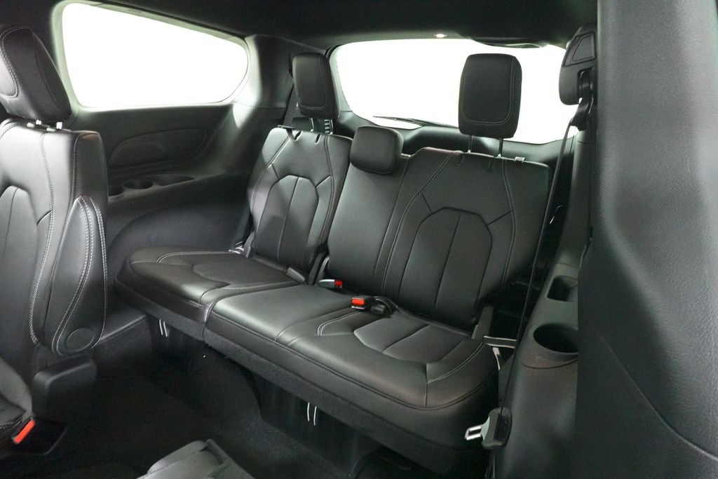 2027 Chrysler Pacifica PACIFICA SELECT