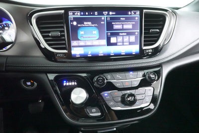 2027 Chrysler Pacifica PACIFICA SELECT