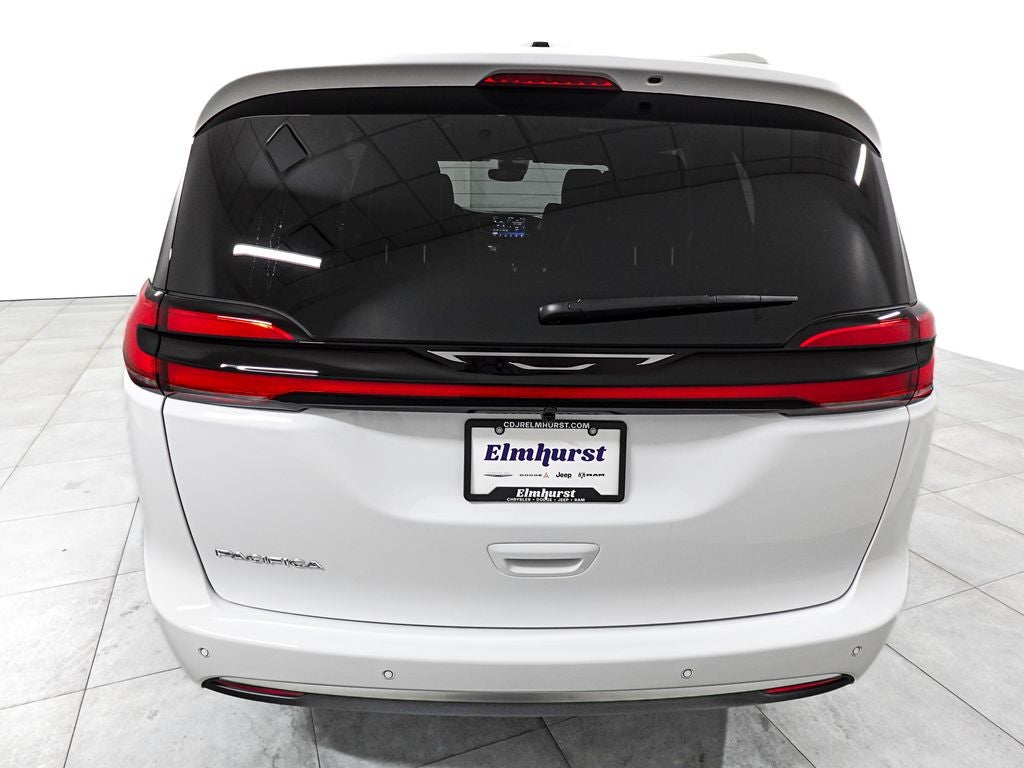 2027 Chrysler Pacifica PACIFICA SELECT