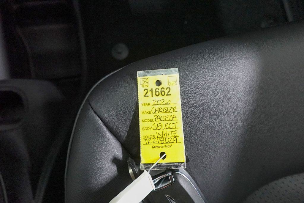 2026 Chrysler Pacifica Select