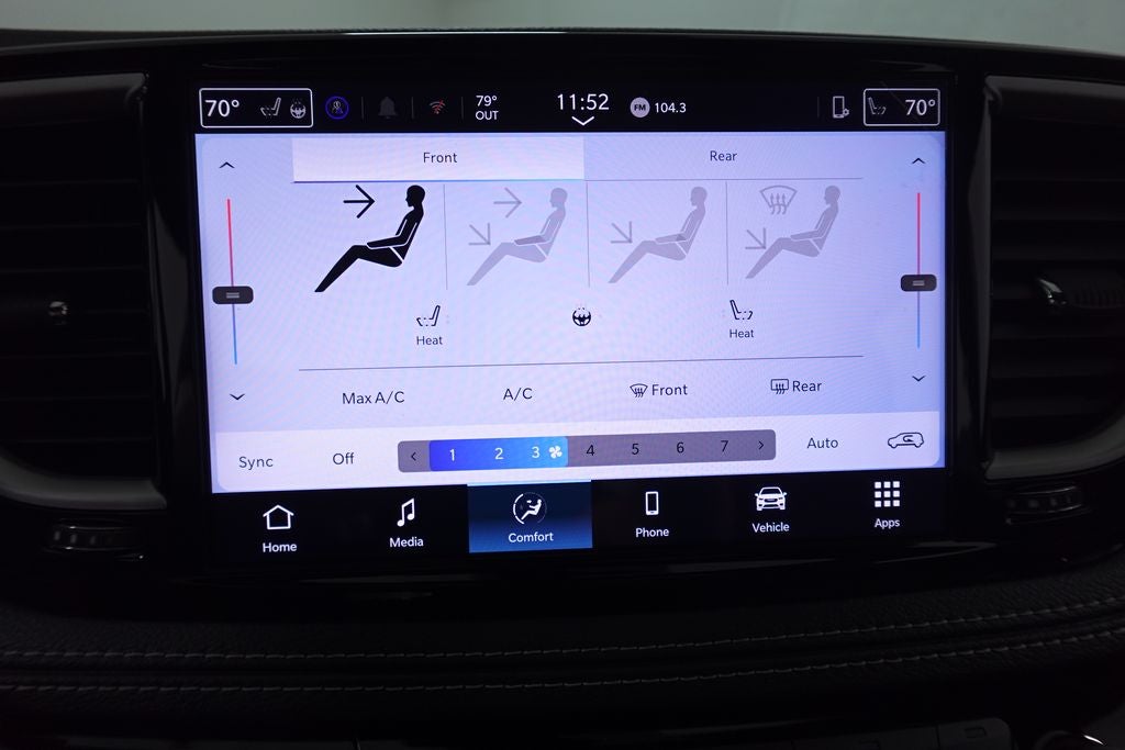 2026 Chrysler Pacifica Select