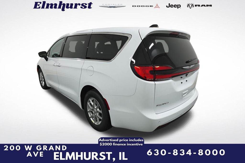 2026 Chrysler Pacifica Select