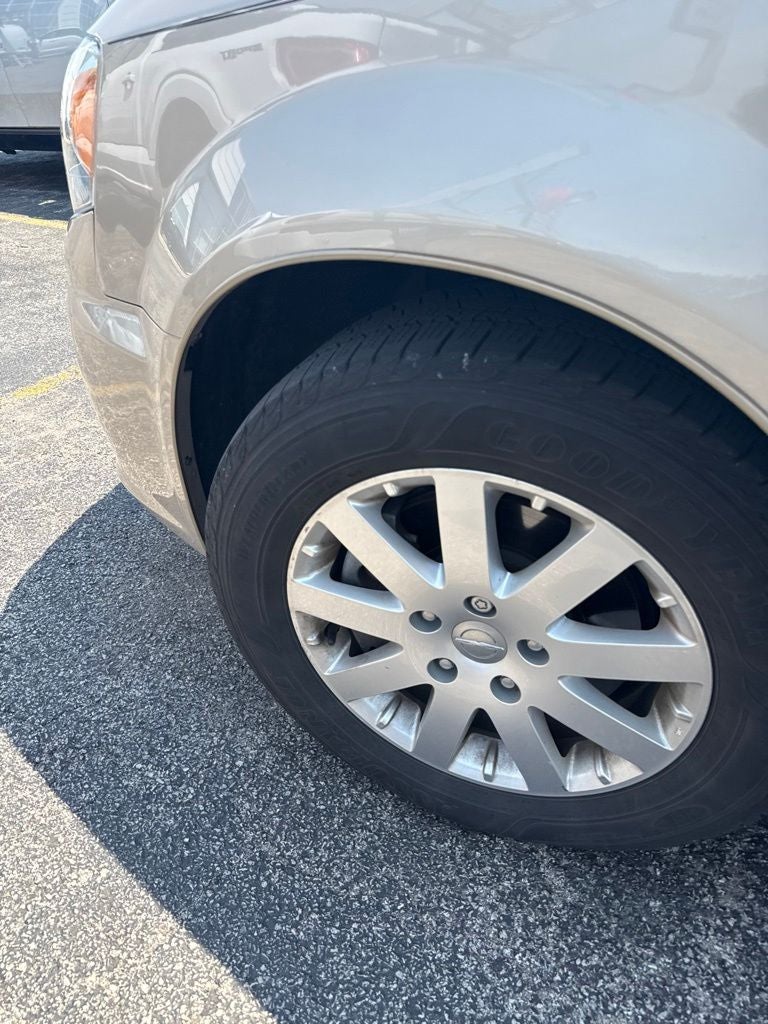 2013 Chrysler Town & Country Touring
