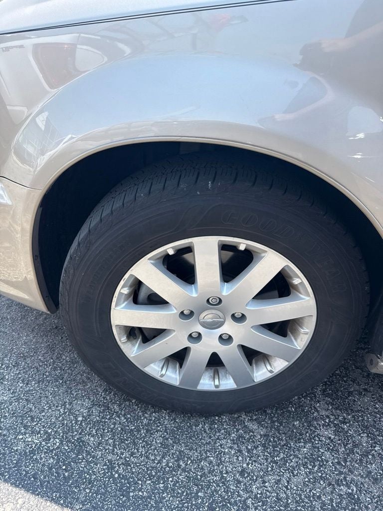 2013 Chrysler Town & Country Touring
