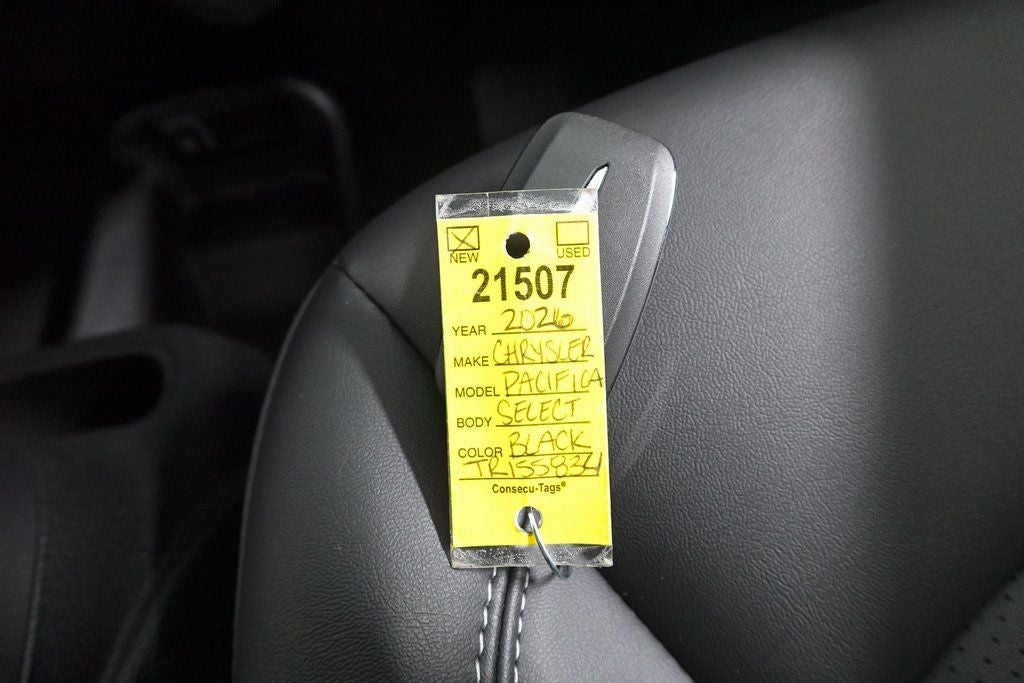 2026 Chrysler Pacifica Select