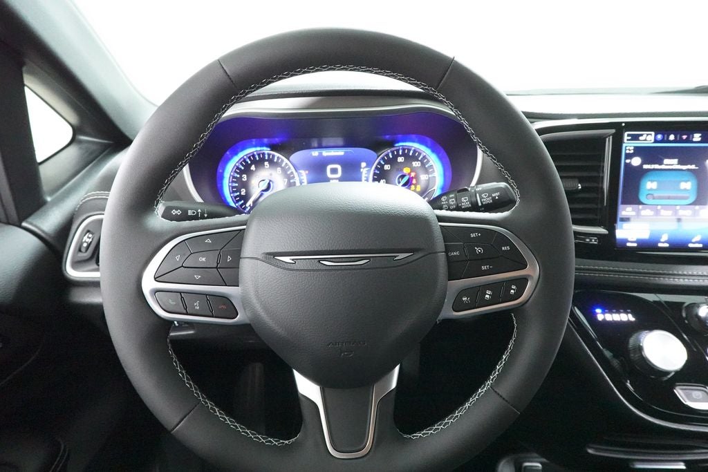 2027 Chrysler Pacifica PACIFICA SELECT