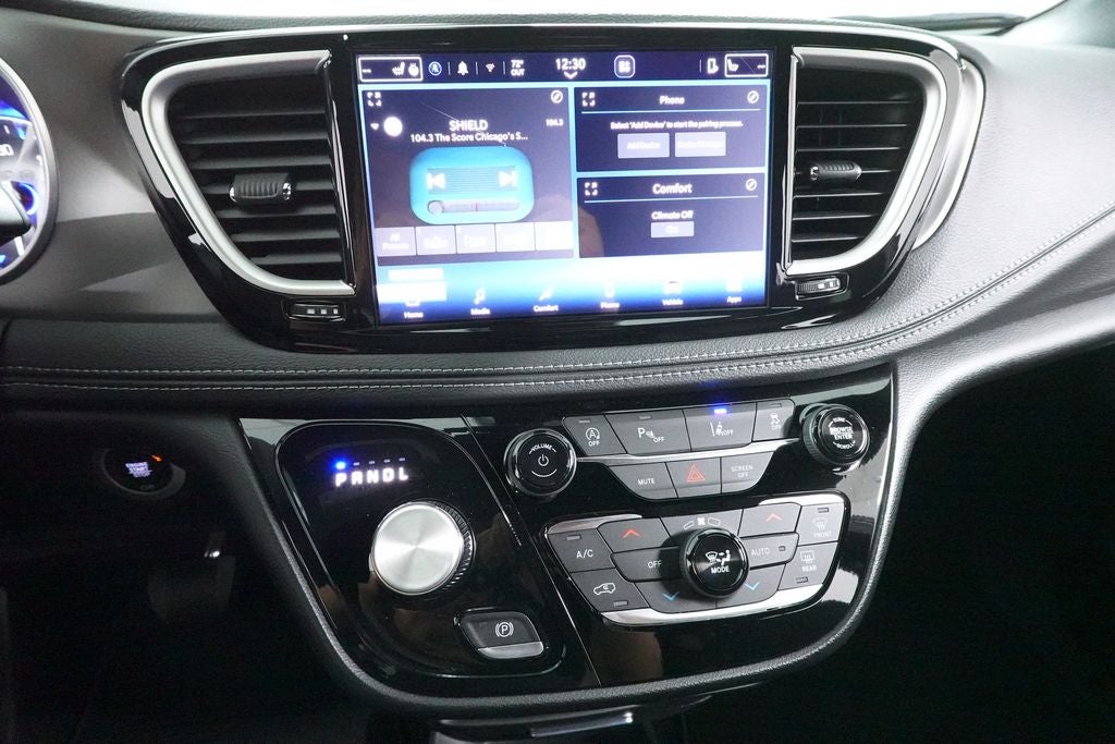2027 Chrysler Pacifica PACIFICA SELECT