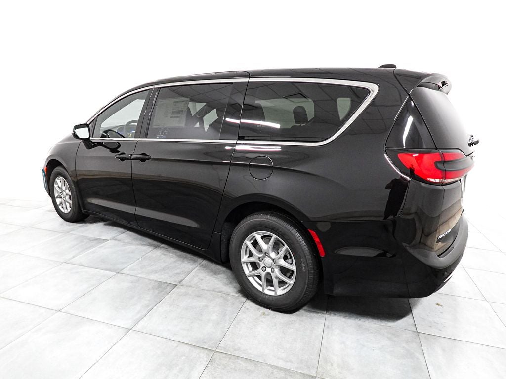 2027 Chrysler Pacifica PACIFICA SELECT