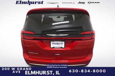 2026 Chrysler Pacifica Select