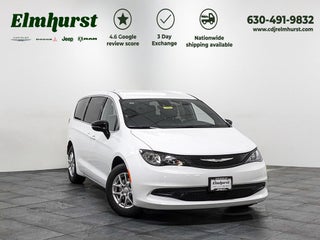 2026 Chrysler Voyager LX