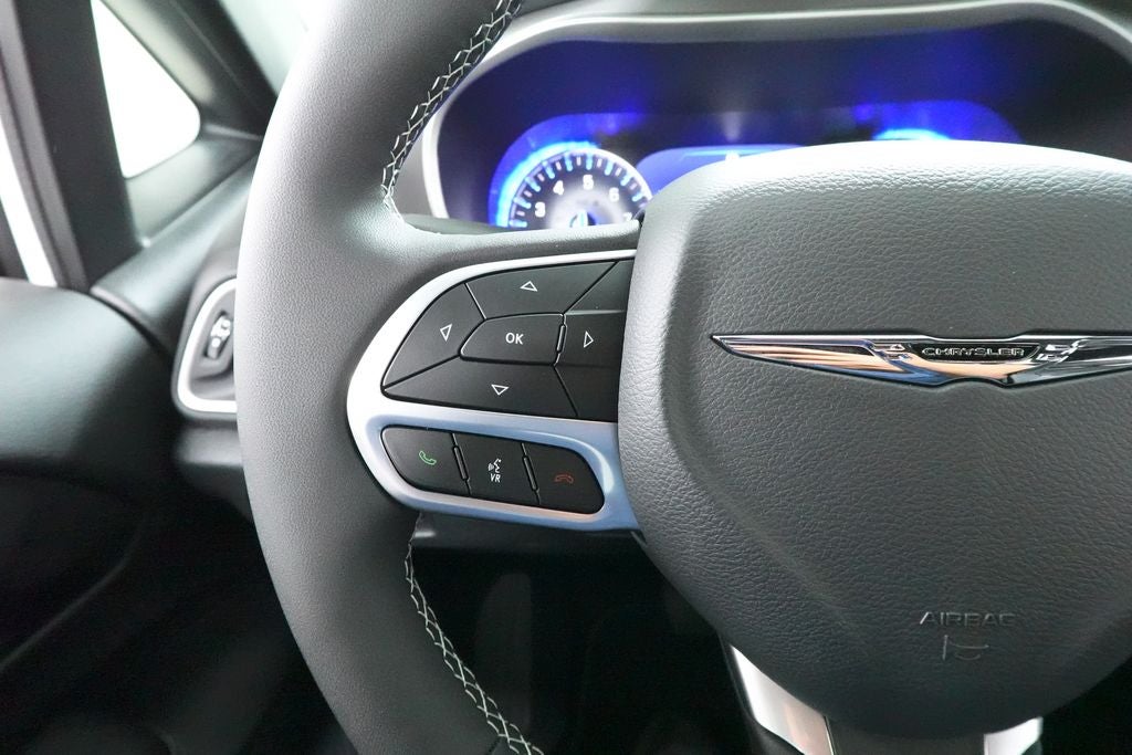 2026 Chrysler Voyager LX