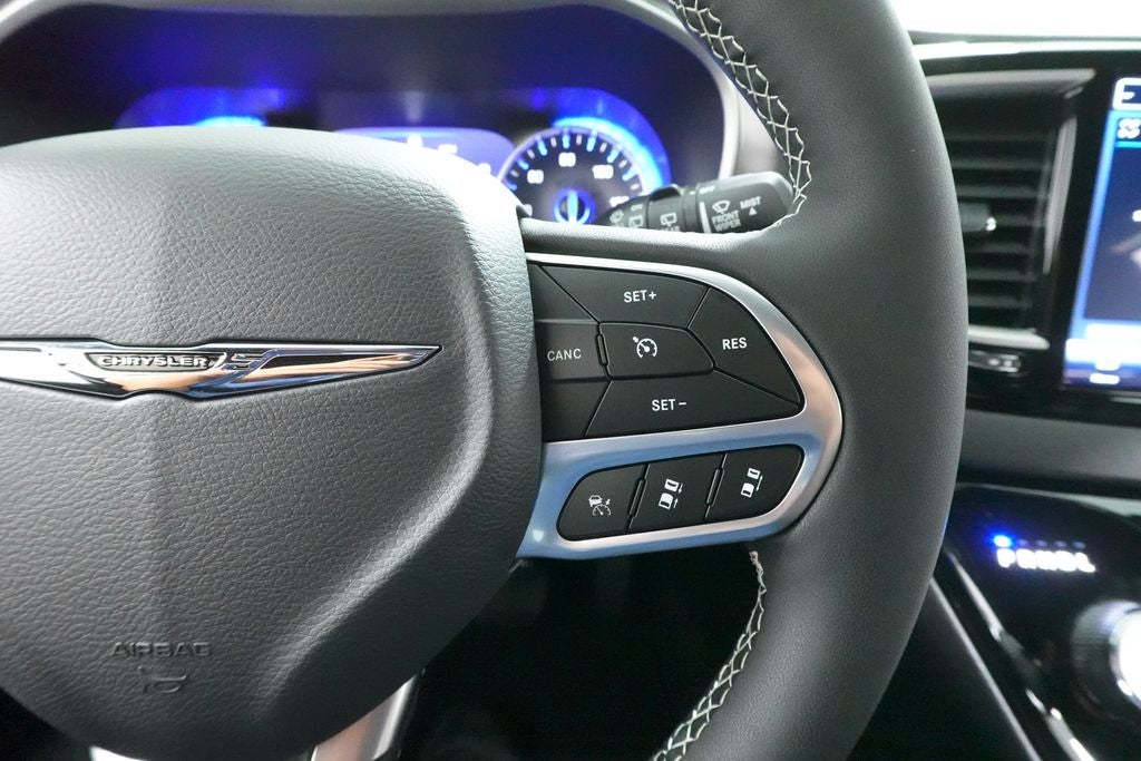 2026 Chrysler Voyager LX