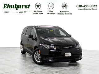 2026 Chrysler Voyager LX