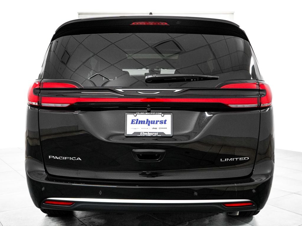 2027 Chrysler Pacifica Limited