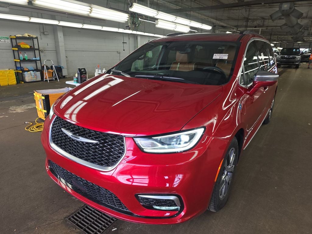 2024 Chrysler Pacifica Hybrid Hybrid Pinnacle