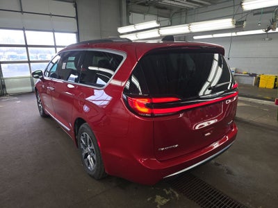 2024 Chrysler Pacifica Hybrid Hybrid Pinnacle