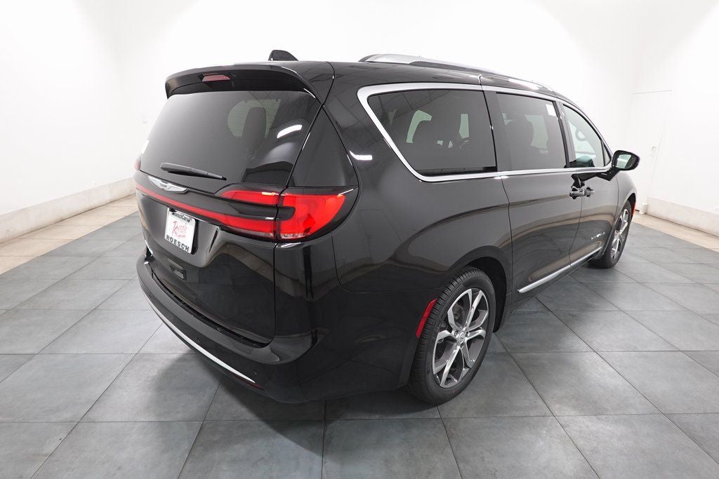 2026 Chrysler Pacifica Pinnacle