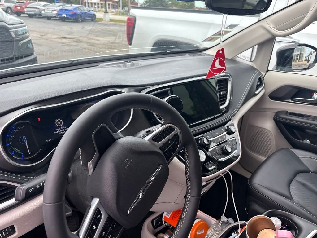 2024 Chrysler Pacifica Hybrid Hybrid Select