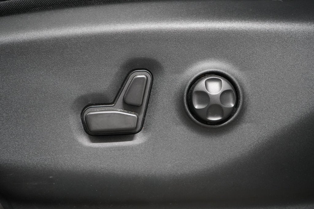 2024 Chrysler Pacifica Hybrid Hybrid Select