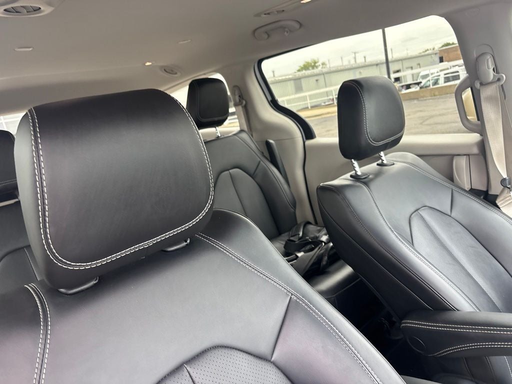 2024 Chrysler Pacifica Hybrid Hybrid Select