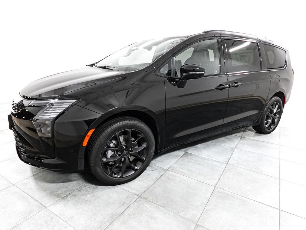 2027 Chrysler Pacifica PACIFICA LIMITED AWD