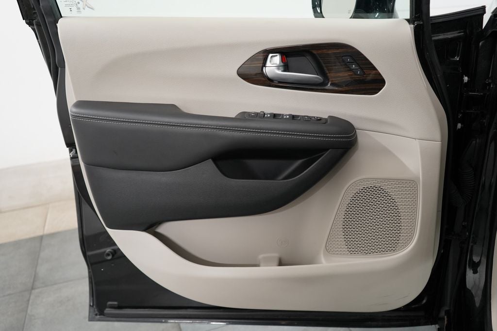 2024 Chrysler Pacifica Limited