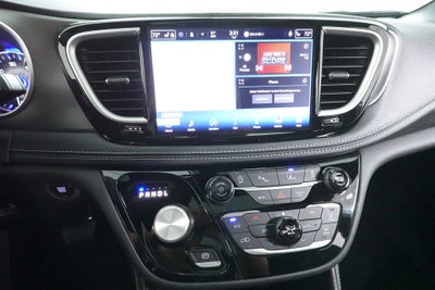 2027 Chrysler Pacifica PACIFICA LIMITED AWD
