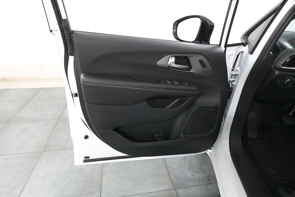 2027 Chrysler Pacifica PACIFICA LIMITED AWD