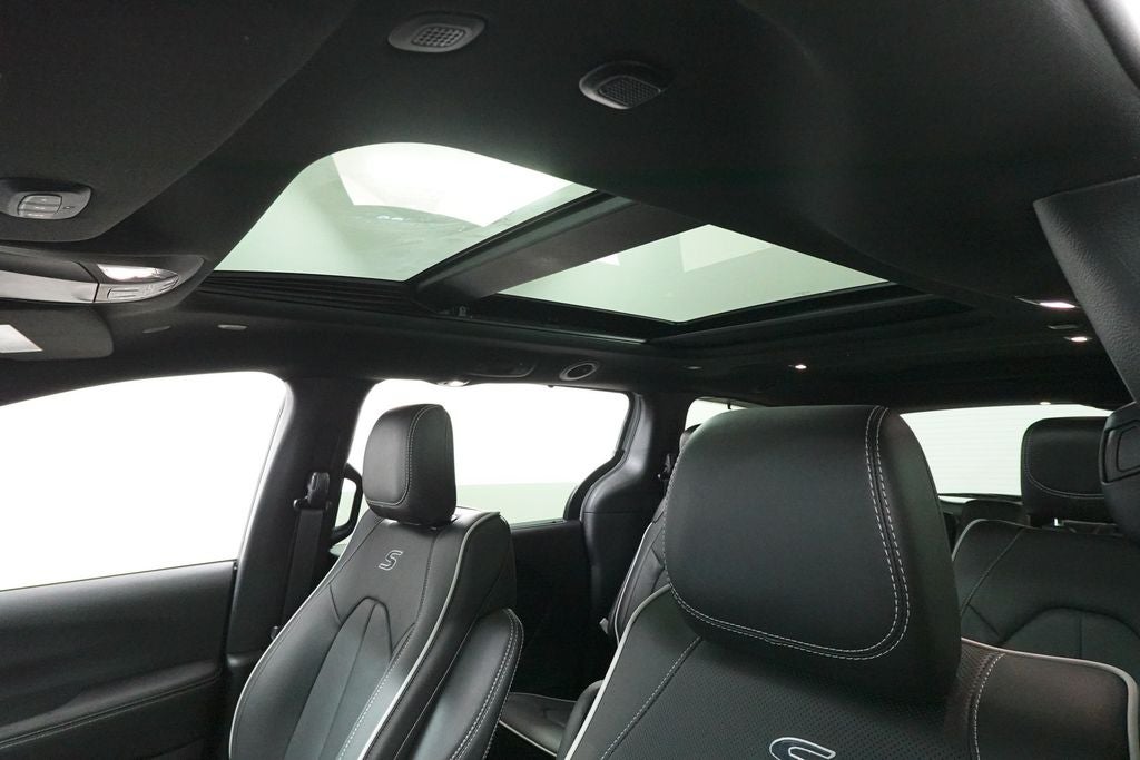 2027 Chrysler Pacifica PACIFICA LIMITED AWD