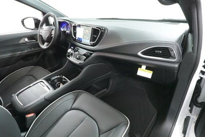 2027 Chrysler Pacifica PACIFICA LIMITED AWD