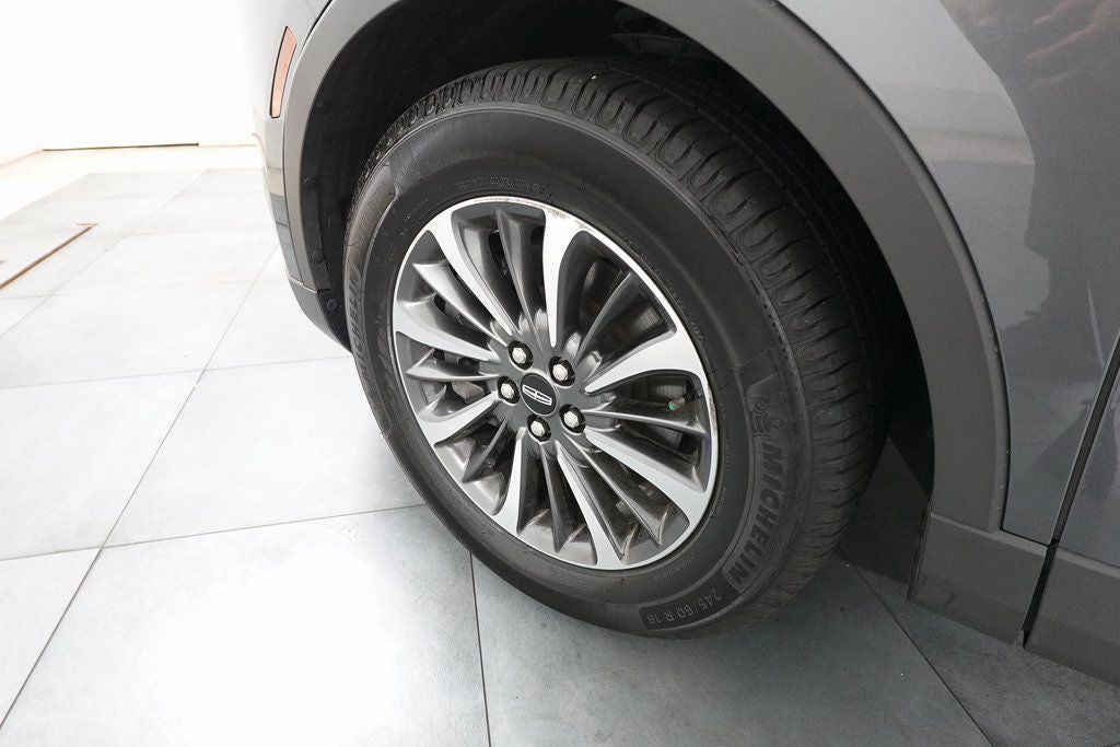 2023 Lincoln Nautilus Standard