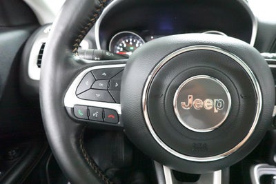 2020 Jeep Compass Latitude w/Sun/Safety Pkg