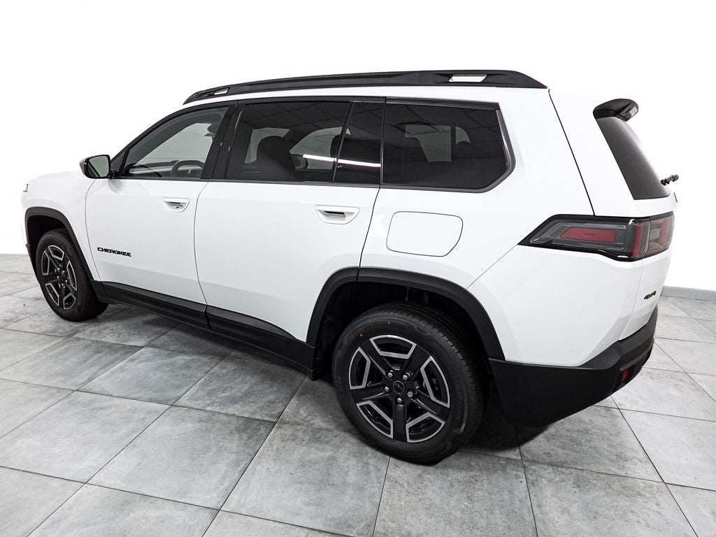 2026 Jeep Cherokee Laredo