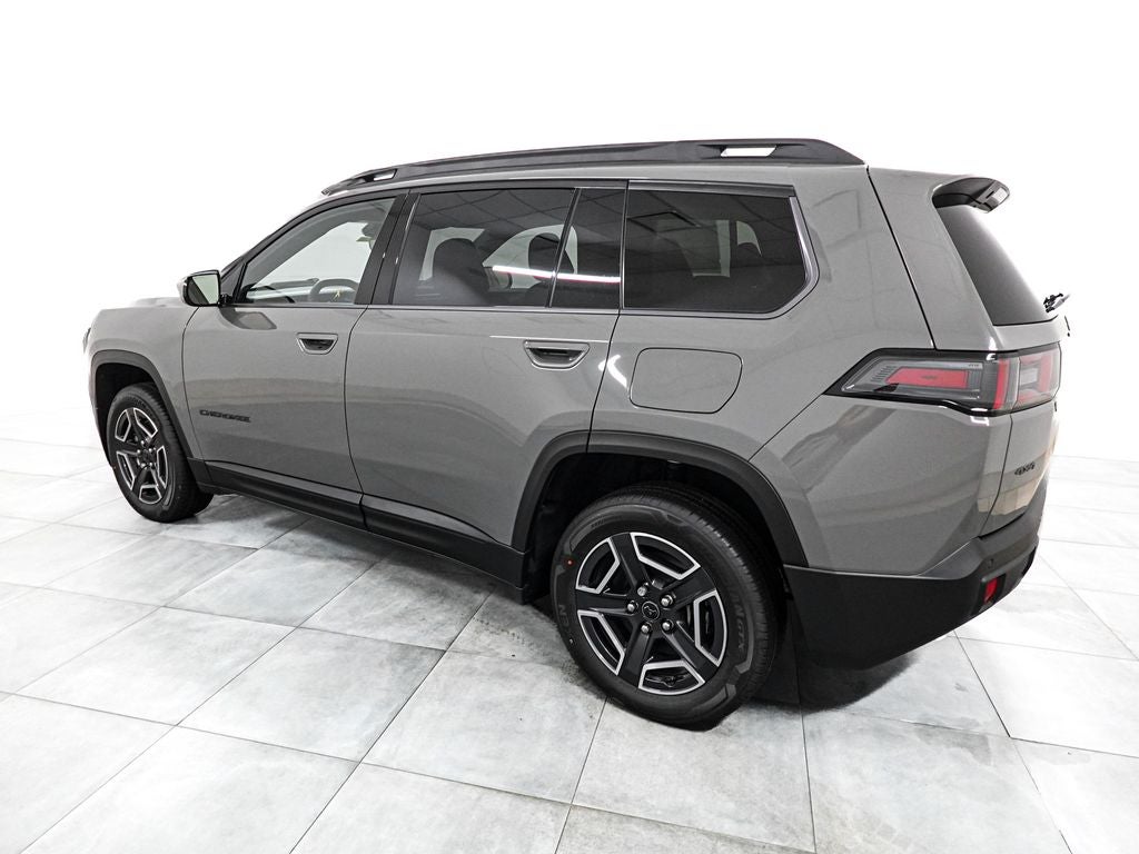 2026 Jeep Cherokee Laredo