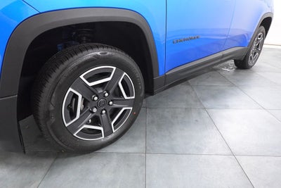 2026 Jeep Cherokee Laredo